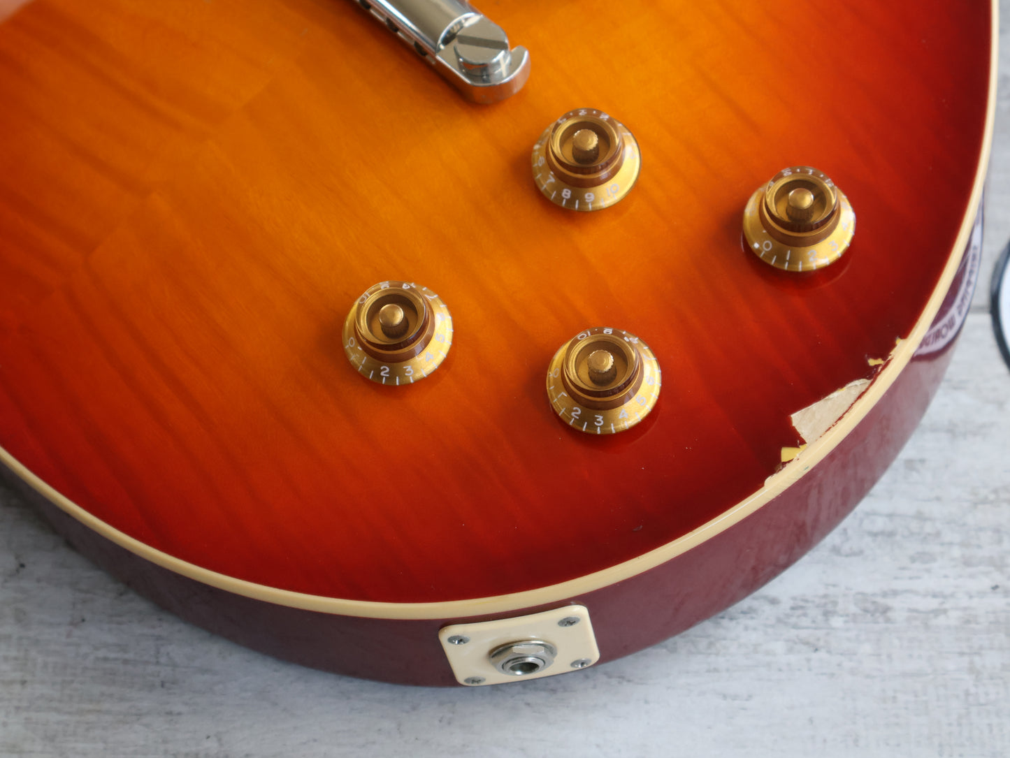 2018 Edwards Japan (by ESP) E-LPS Les Paul Standard (Cherry Sunburst)