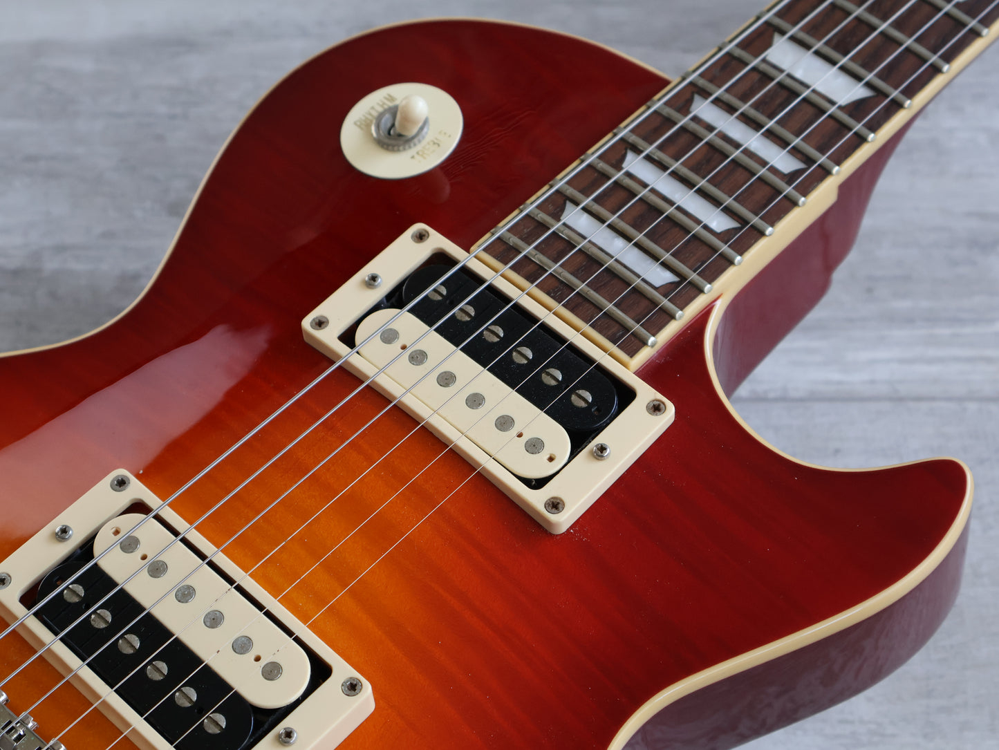 2018 Edwards Japan (by ESP) E-LPS Les Paul Standard (Cherry Sunburst)