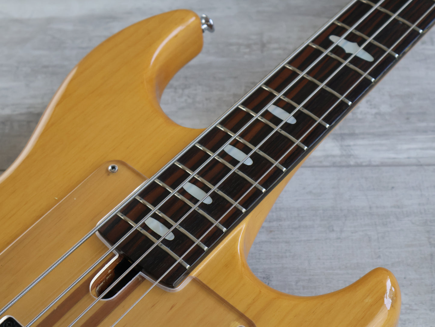 1982 Yamaha Japan BB2000 Neckthrough Broad Bass (Natural)