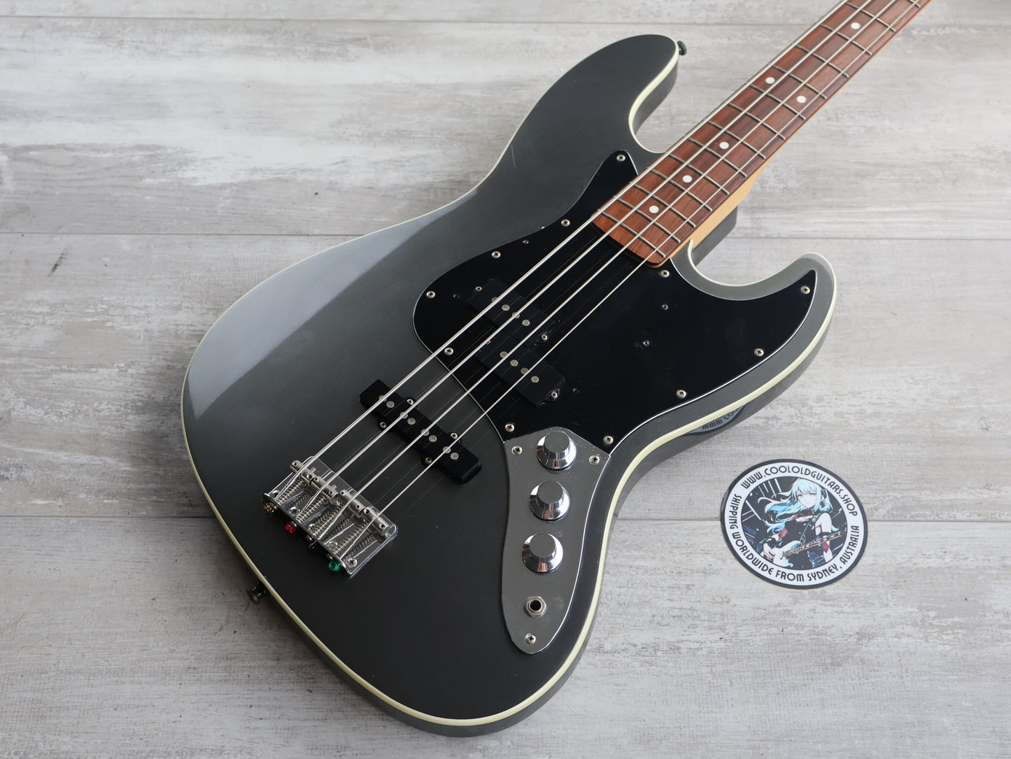 2005 Fender Japan AJB-66 Aerodyne Jazz Bass (Dolphin Grey)