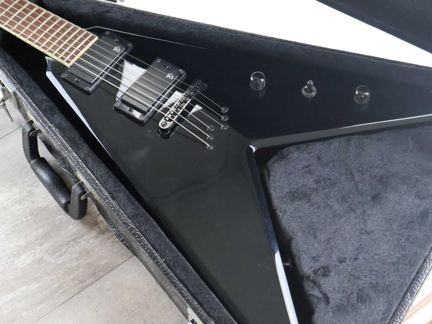 2013 Peavey PXD Vicious I Devin Townsend Flying V (Black)