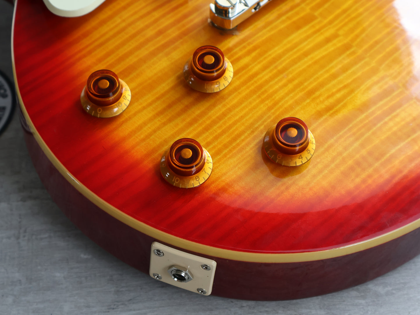 2011 Epiphone (by Gibson) LH Left Handed Les Paul Standard Plus Top (Heritage Cherry Sunburst)