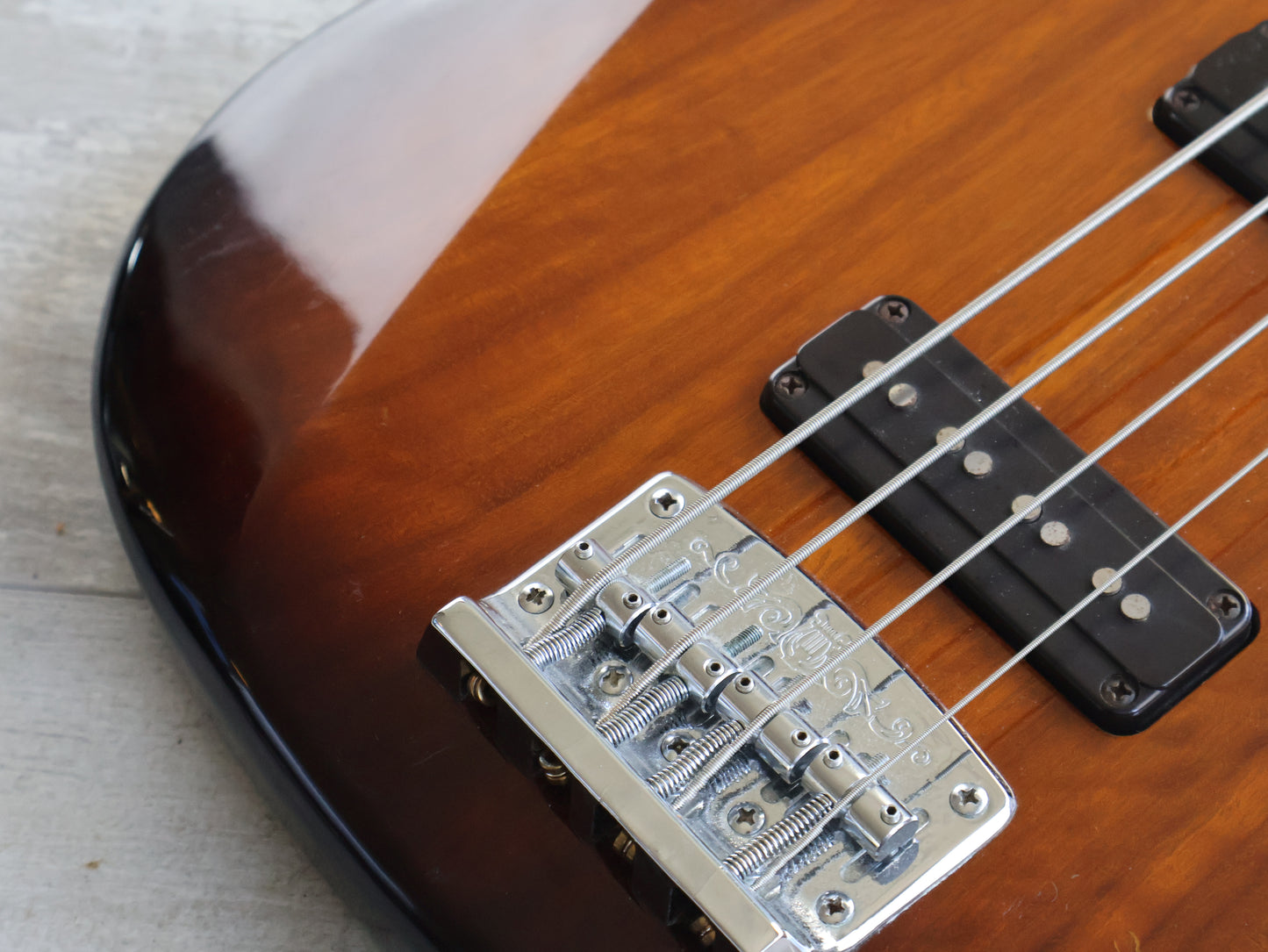 1980's Yamaha Japan SB500S Super Bass (Brown Sunburst)