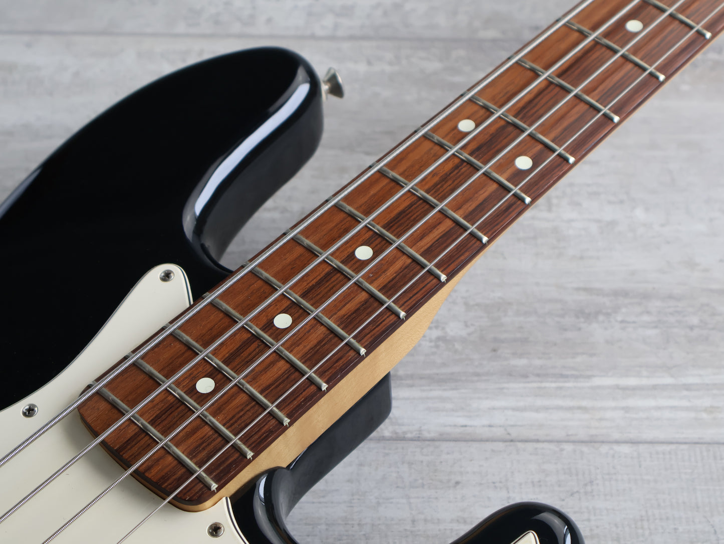 2005 Fender 60th Anniversary Standard Jazz Bass (Black)