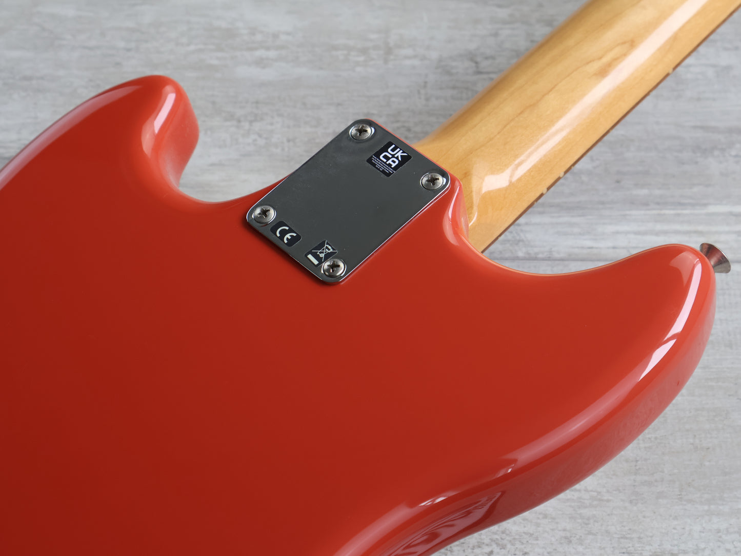 Fender Vintera '60s Mustang Bass (Fiesta Red)