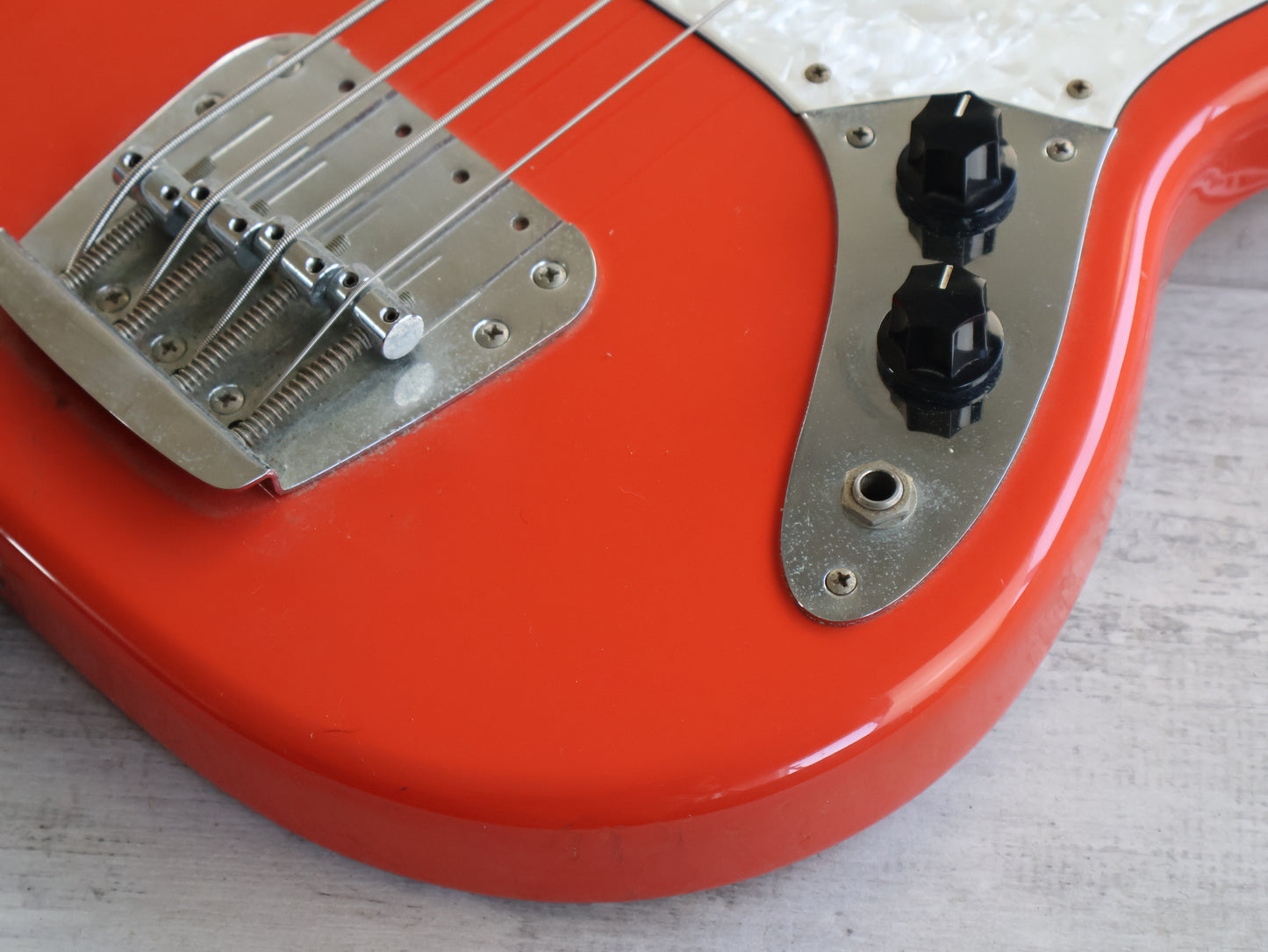 1999 Fender Japan MB98-70SD Mustang Bass (Fiesta Red)