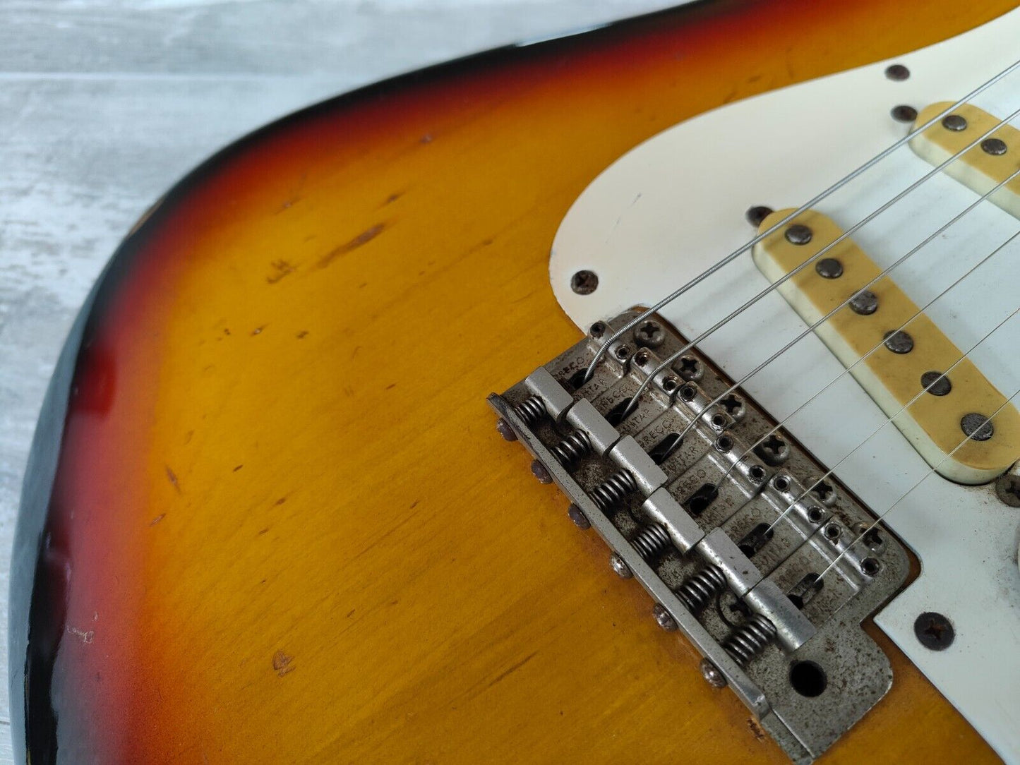 1981 Greco Japan SE-800 Super Real '57 Reissue Stratocaster (Sunburst)