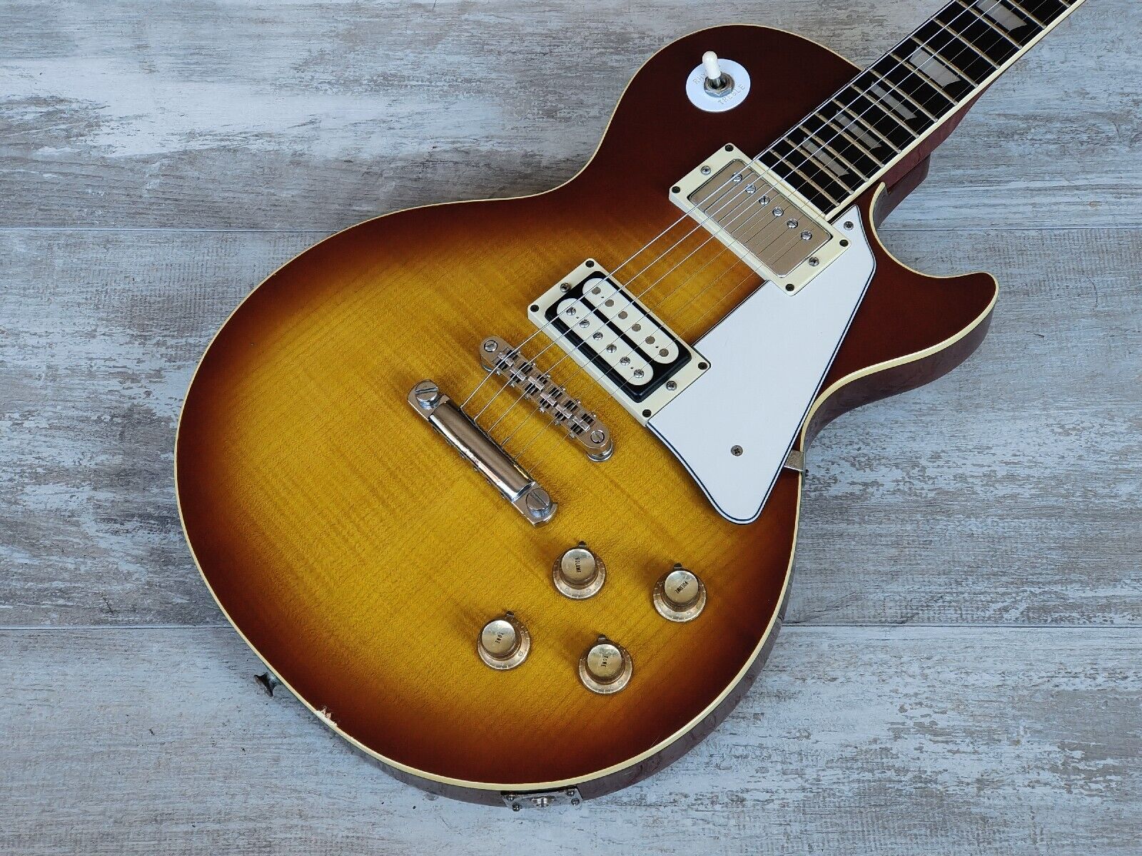 1975 Greco EG-480 Les Paul Standard (Brown Sunburst)