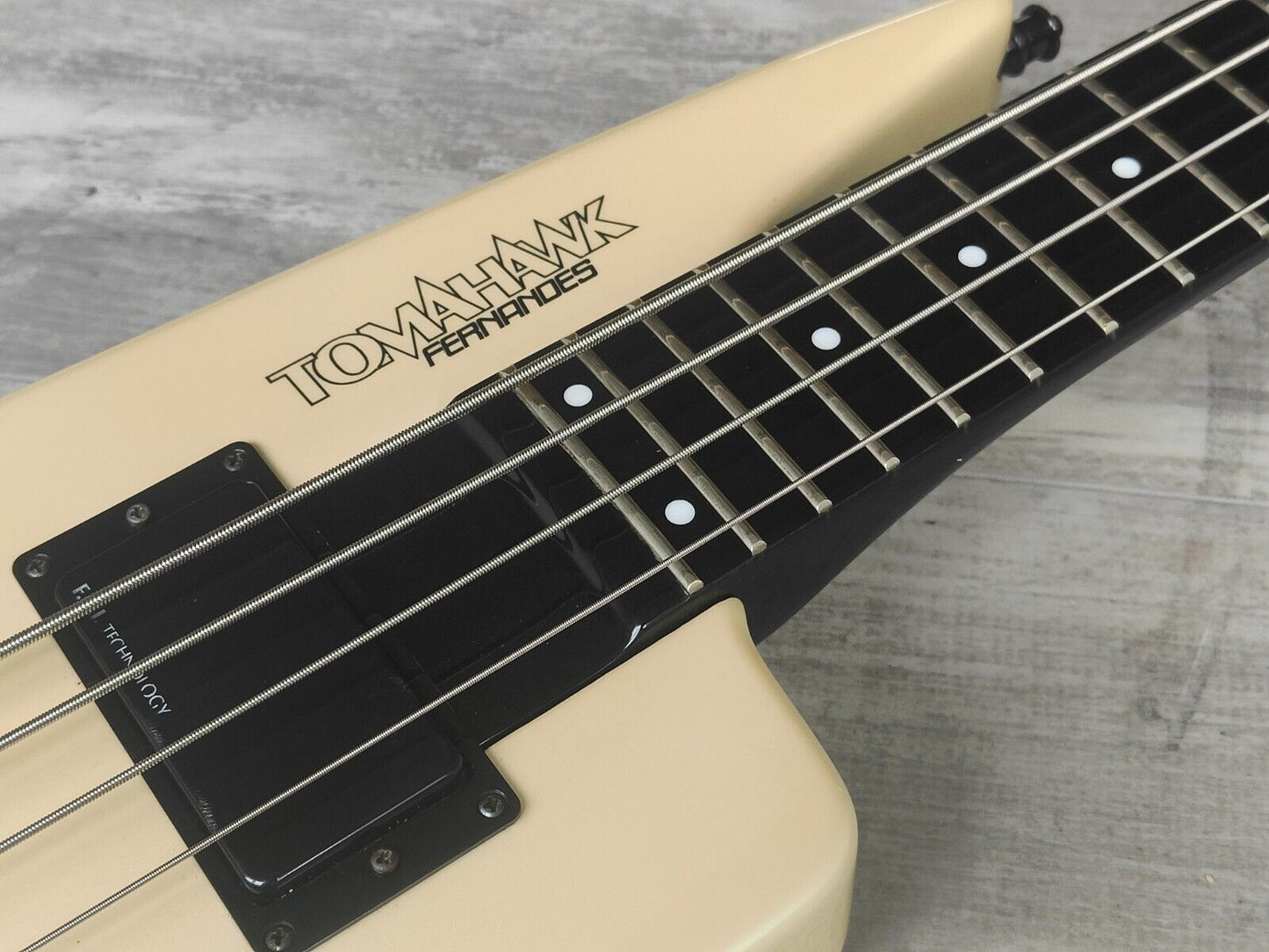 1980's Fernandes THB-115 Tomahawk Headless Bass w/Graphite Neck (Pearl White)