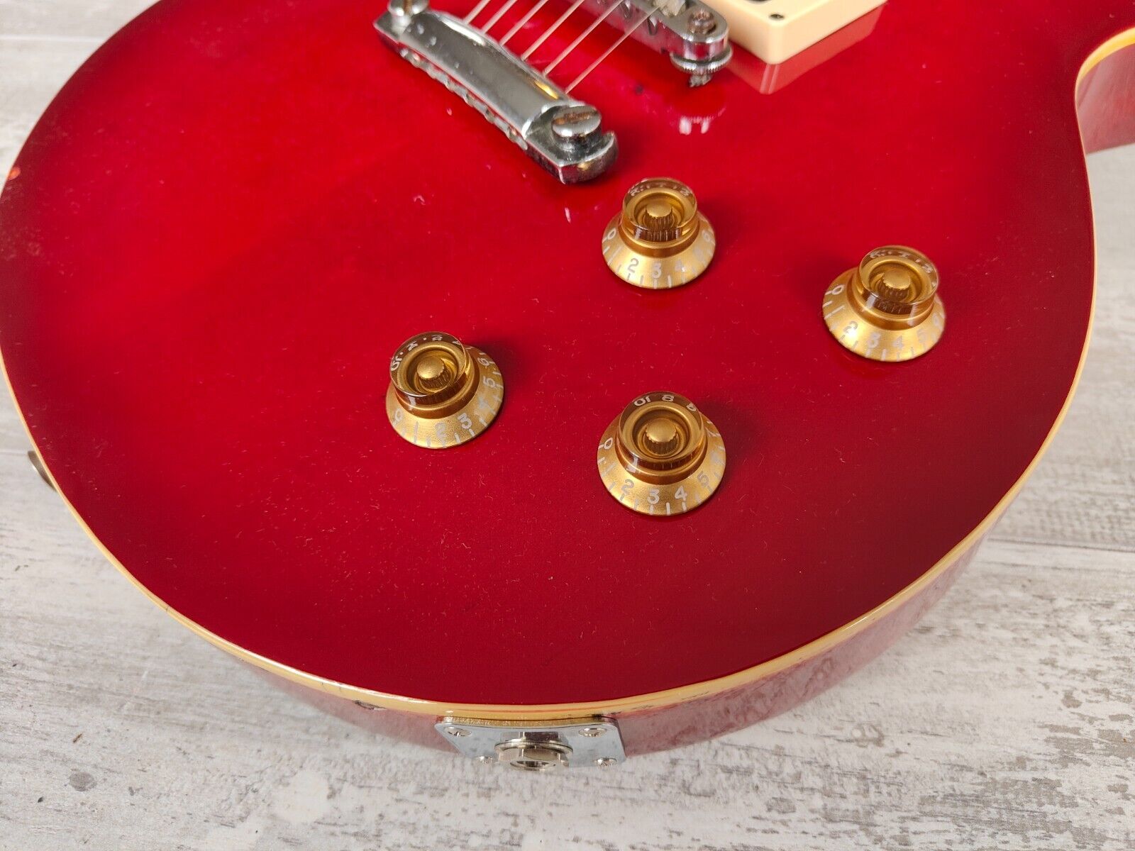 1976 Greco Japan EG-700 Les Paul Standard (Refinished Transparent Red)