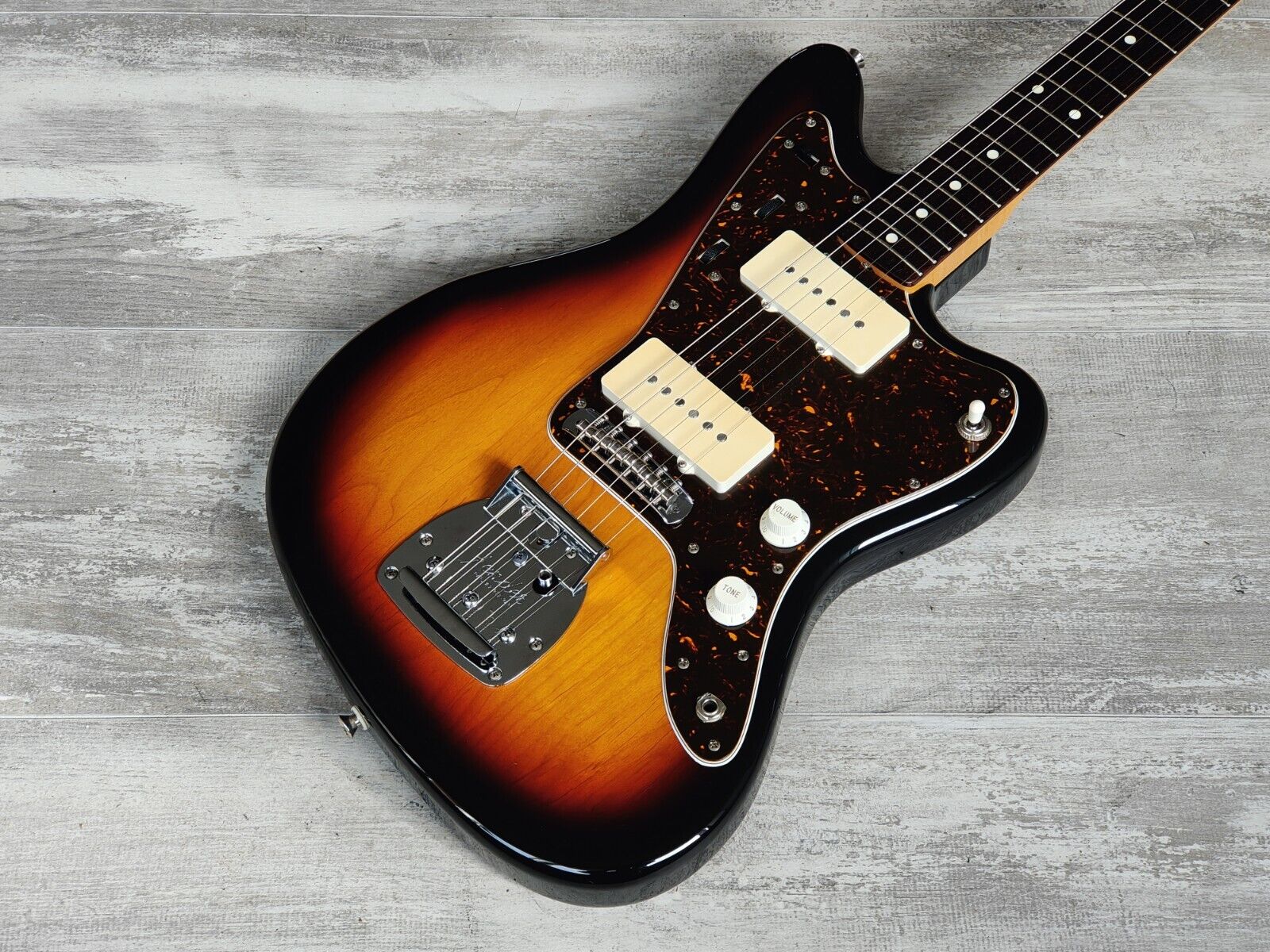 2012 Fender Japan JM66 '66 Reissue Jazzmaster (Sunburst)