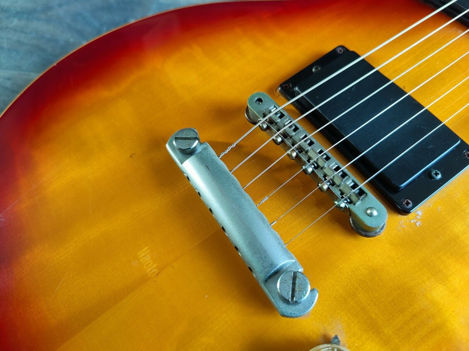 1970's Oakland Japan Les Paul Standard (Cherry Sunburst)