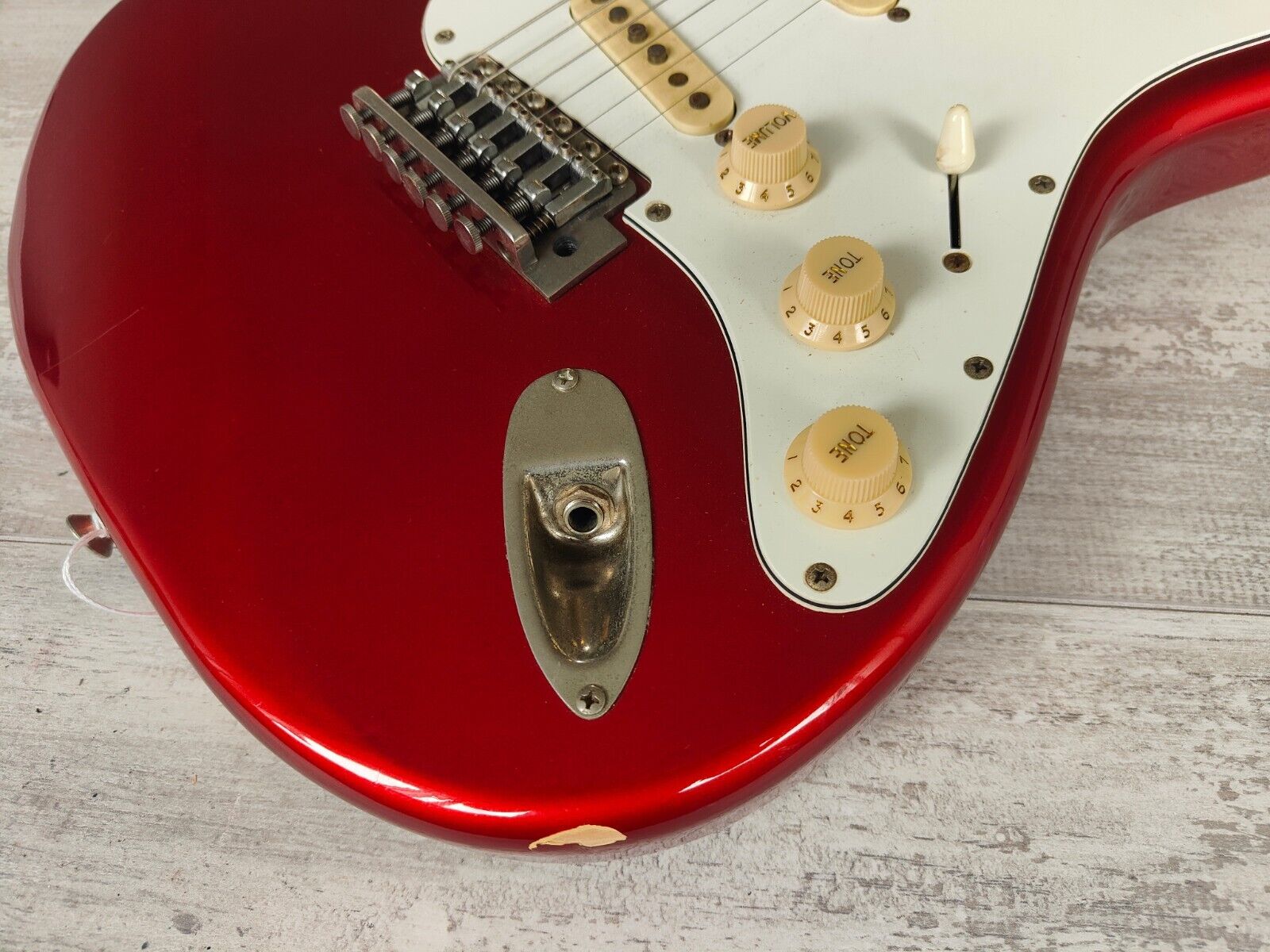 1981 Yamaha Japan ST800R Stratocaster w/Locking Nut (Candy Apple Red) –  Cool Old Guitars