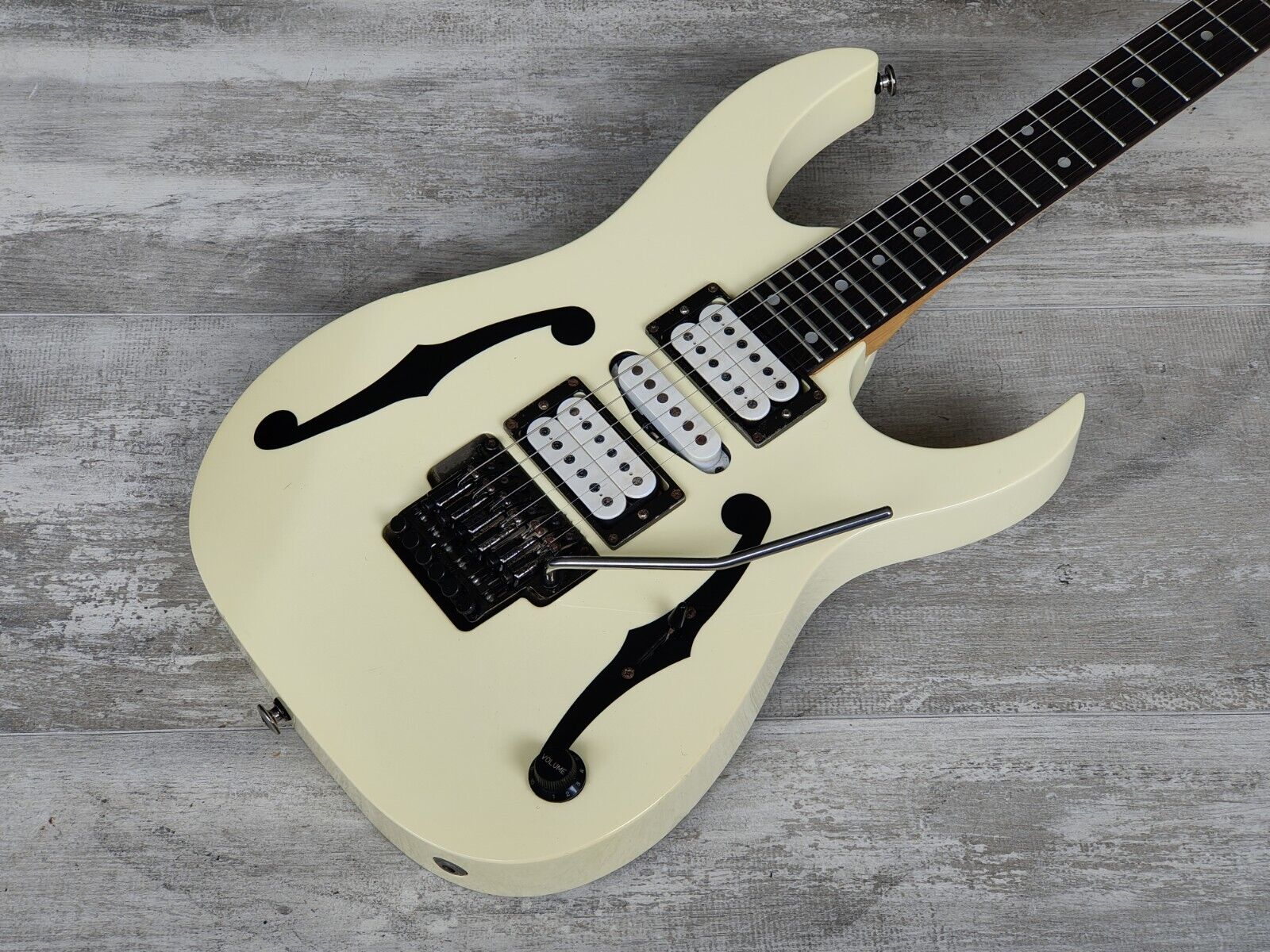 2003 Ibanez Japan PGM30 Paul Gilbert Model HSH Superstrat (White) – Cool  Old Guitars