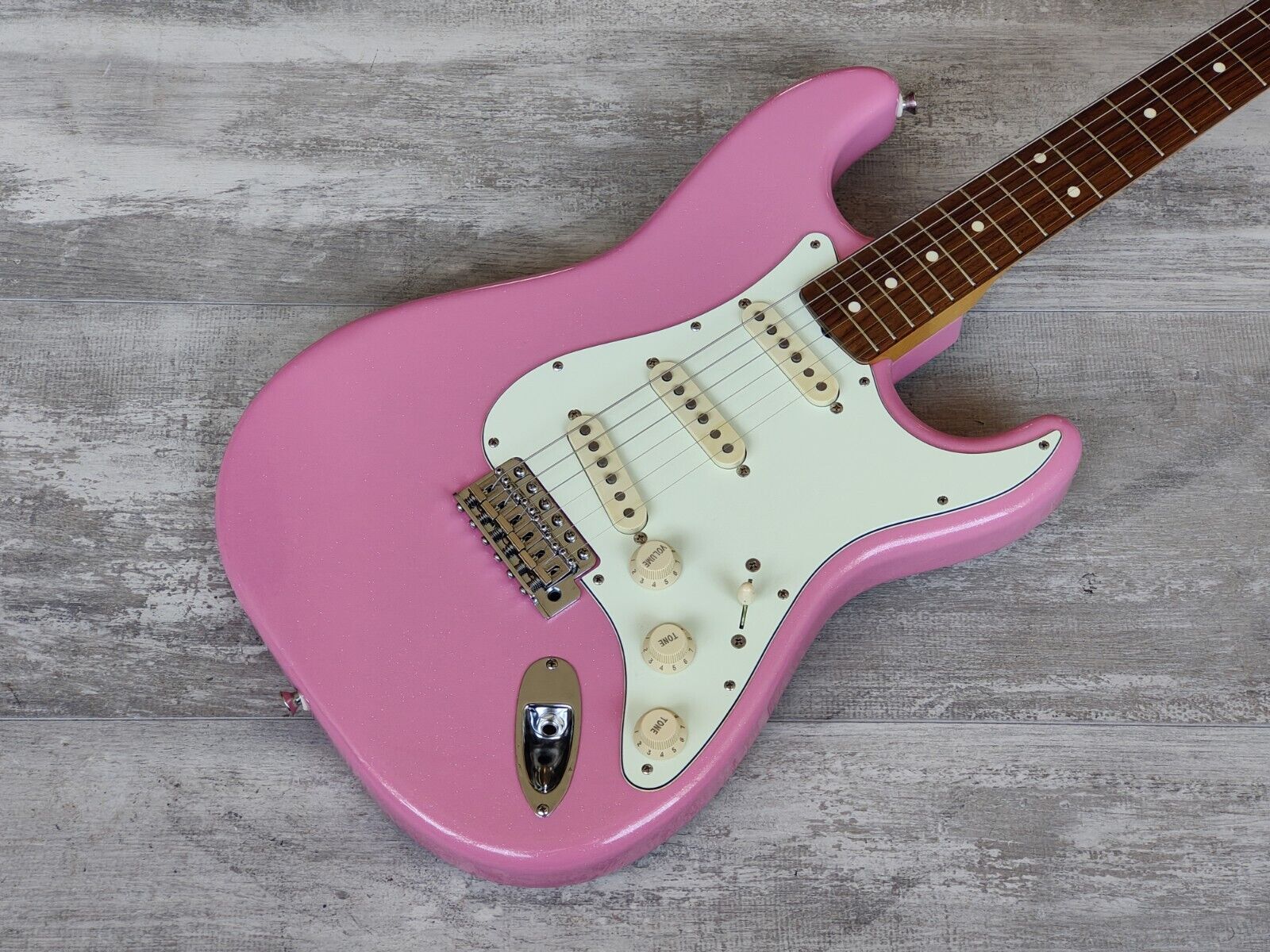 2016 Fender Japan Classic 60's Stratocaster w/USA Texas Special's (Sparkle  Pink)