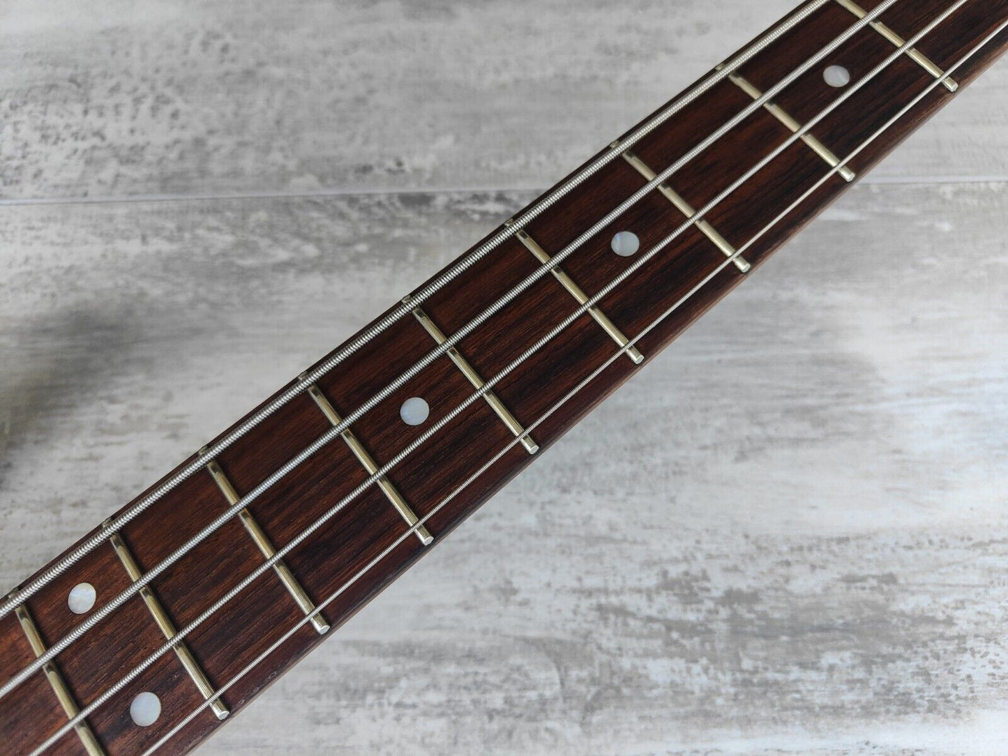 1990's Yamaha Motion B Medium Scale Bass (Natural Brown)