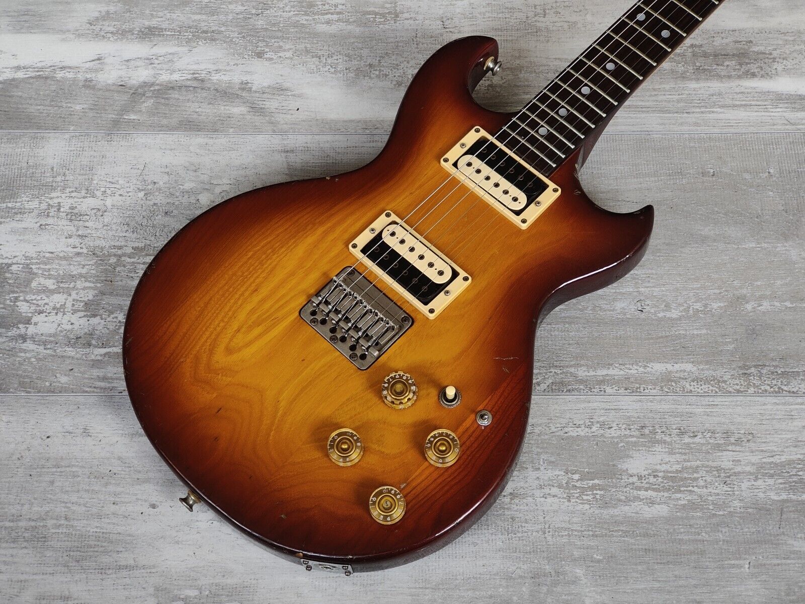 1981 Aria Pro II Japan CS-400 Cardinal Double Cutaway (Heritage Sunburst)