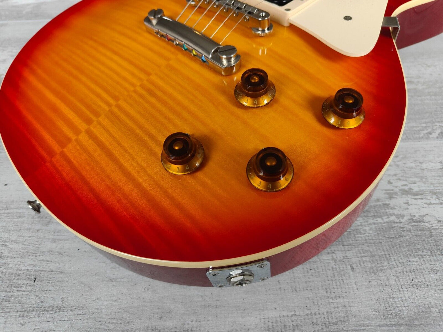 2014 Tokai Japan LS-115 Love Rock Les Paul Standard (Cherry Sunburst)