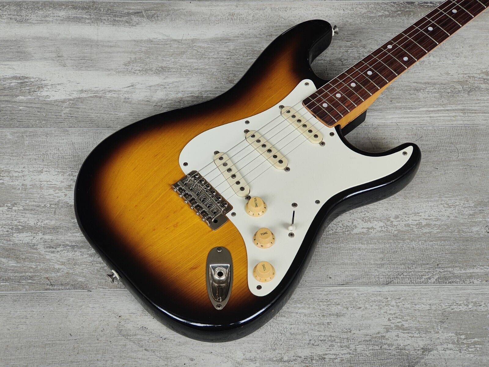 1980 Tokai ST-80 Springy Sound '54/63 Reissue Stratocaster (Brown Sunburst)