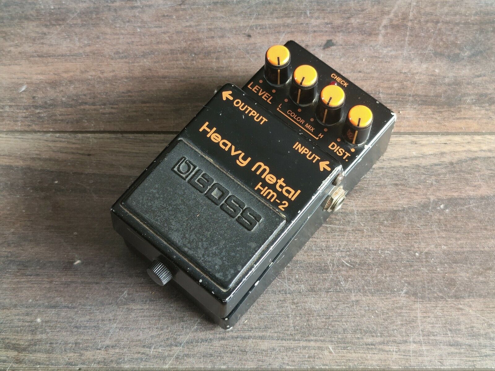 Discount BOSS HM-2 Heavy Metal Distortion Pedal