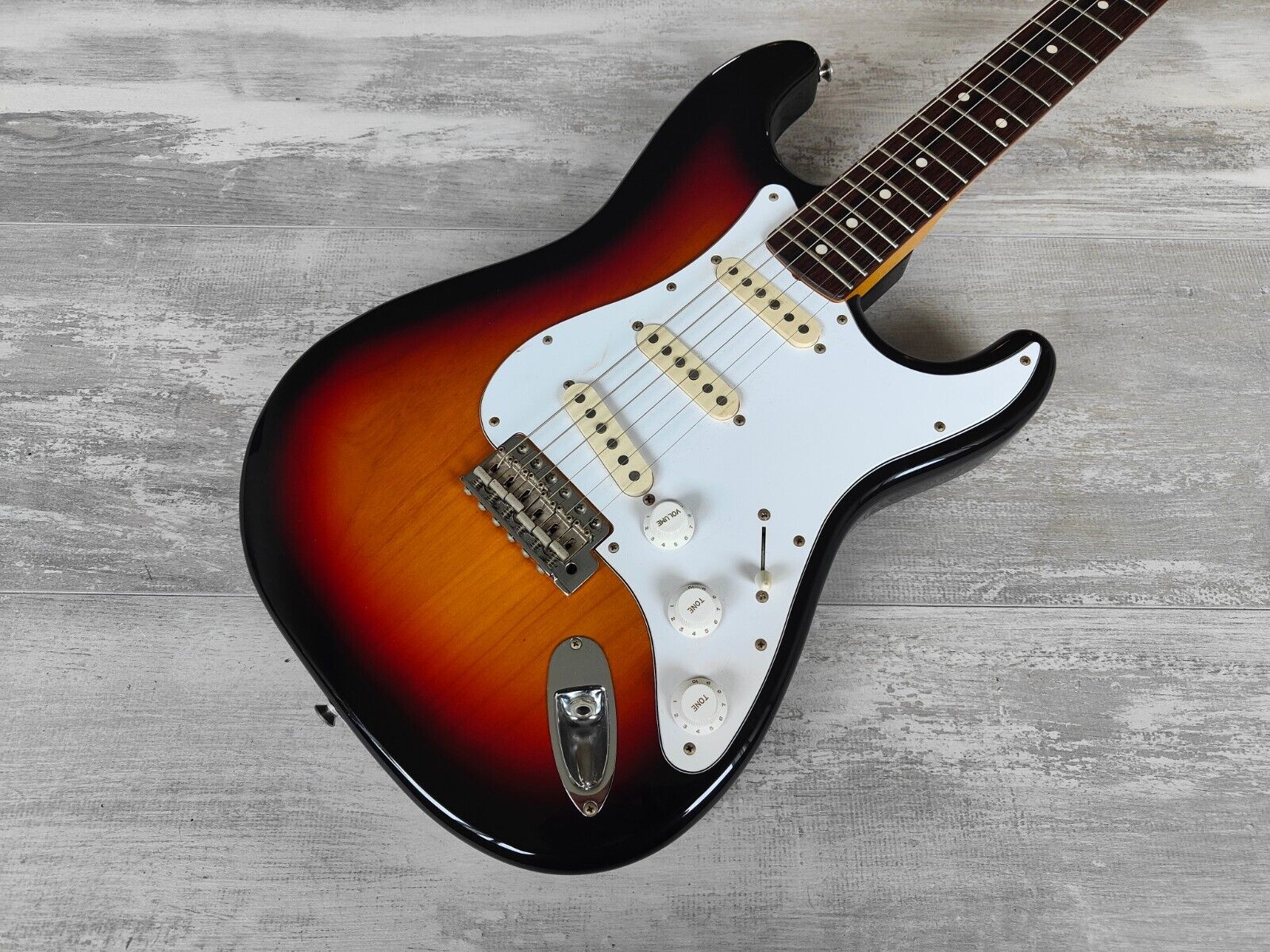 Tokai Japan 'Vintage Series' AST-95 Stratocaster (Sunburst)