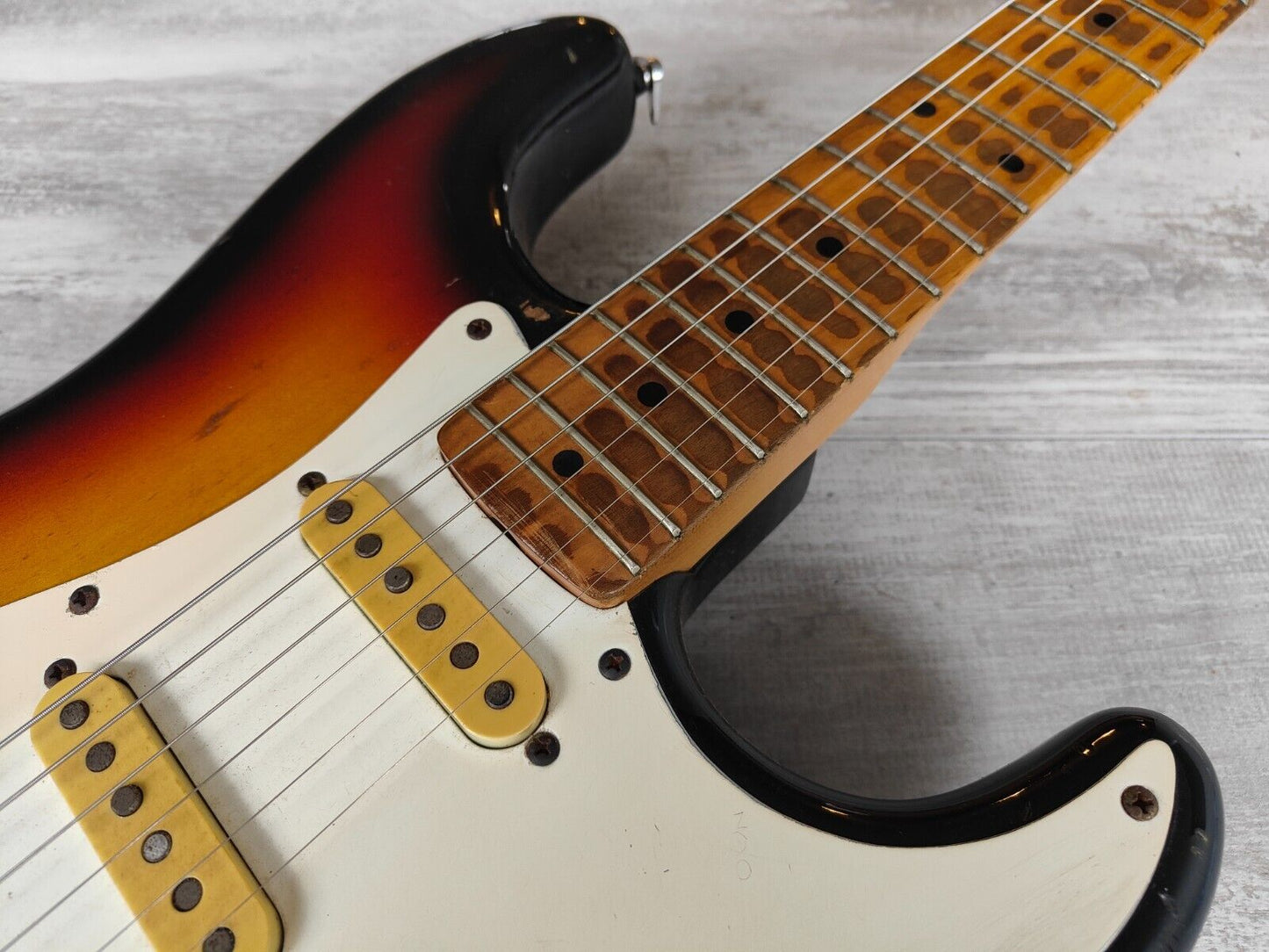 1981 Greco Japan SE-800 Super Real '57 Reissue Stratocaster (Sunburst)