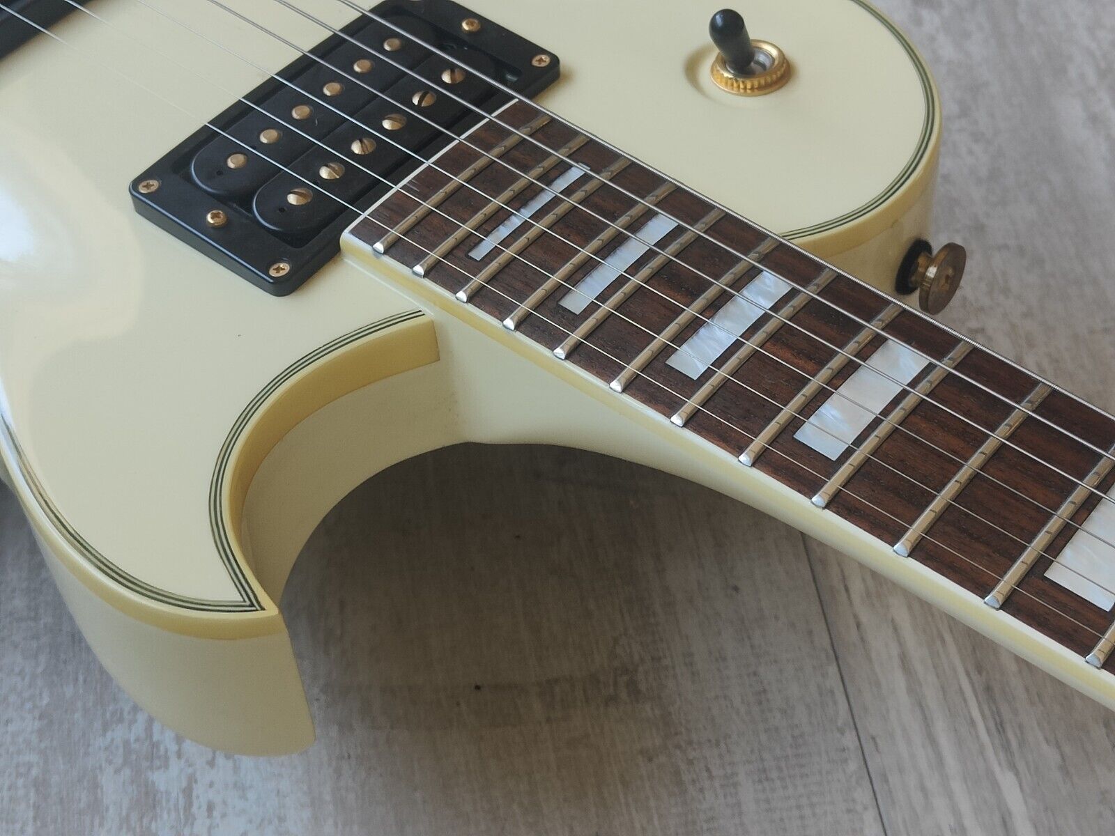 1980's Aria Pro II Japan PE-Deluxe KV Single Cutaway w/Kahler (Ivory)